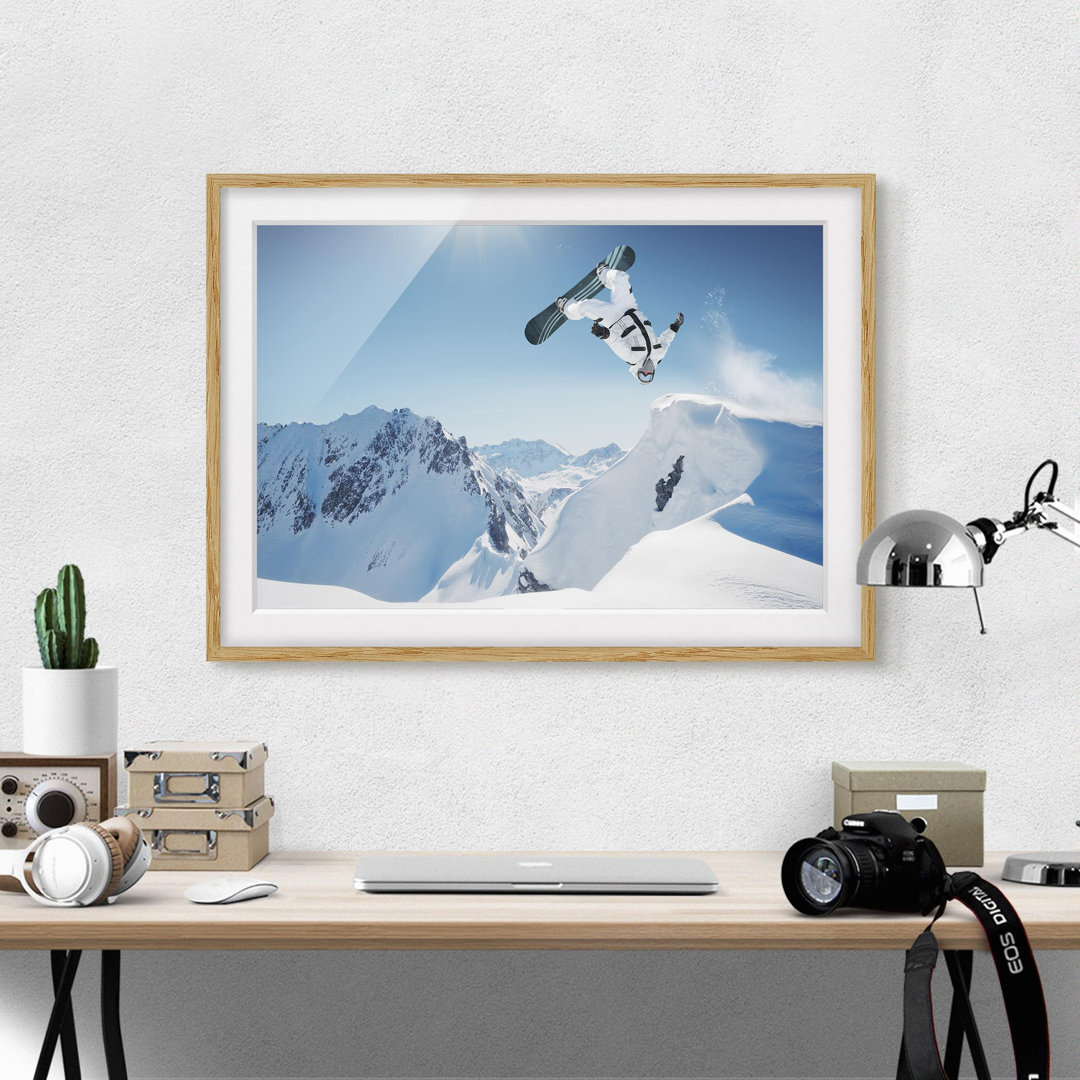 Gerahmtes Poster Flying Snowboarder