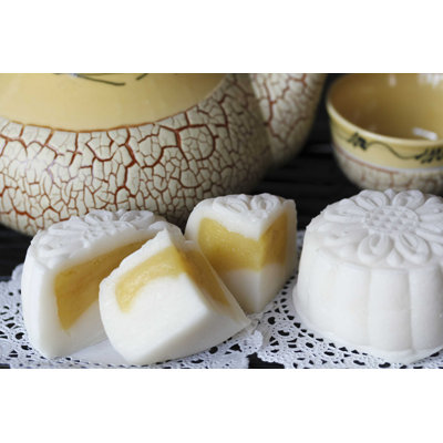" Sticky Rice Moon Cakes " by Fabvietnam_Photography
