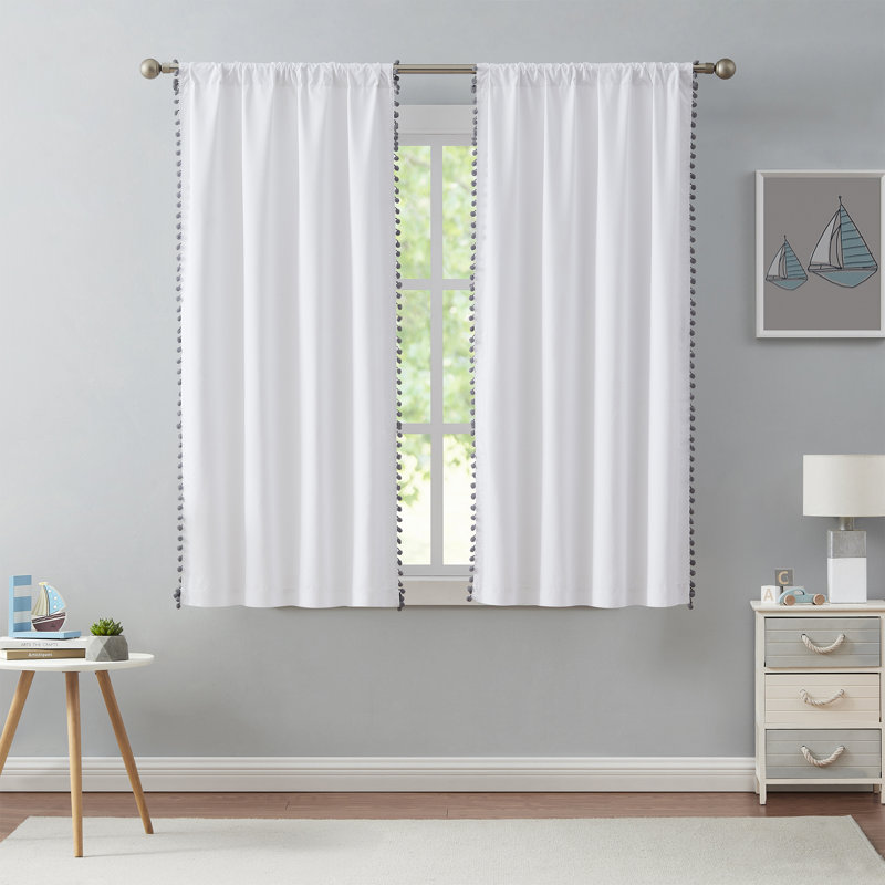 Ensemble de 2 panneaux de rideau obscurcissant avec passe-tringle Meg, Gris, L 38 po x L 63 po