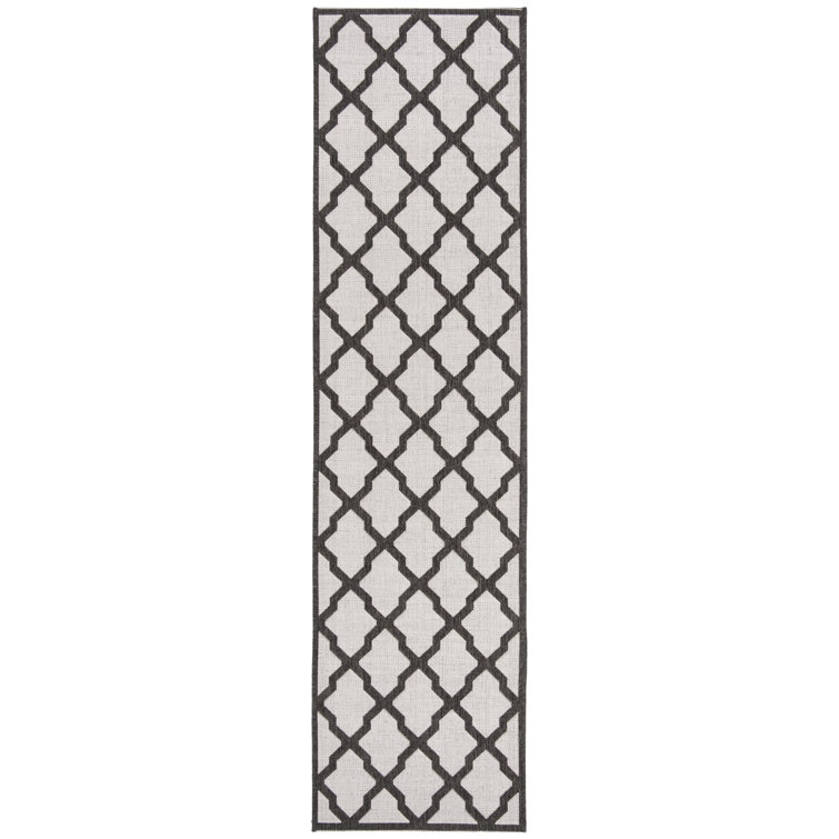 Ferrill 100 Performance Geometric Indoor/Outdoor Area Rug