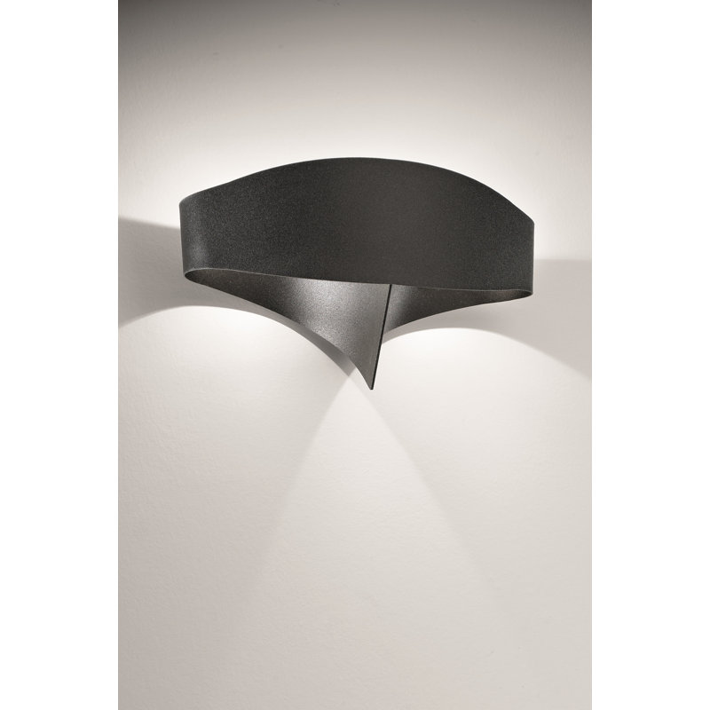 Scudo Flush Mounted Sconce, Black