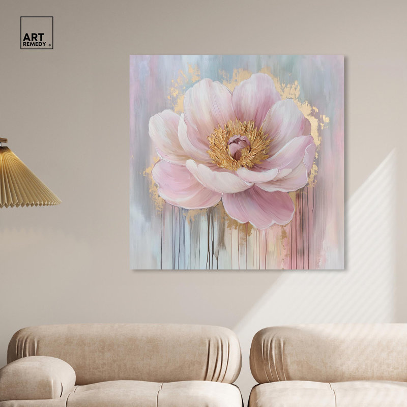 «Golden Harmony in Blush», art floral sur toile par Art Remedy, Toile tendue, H 40 po x l 40 po x P 1,5 po