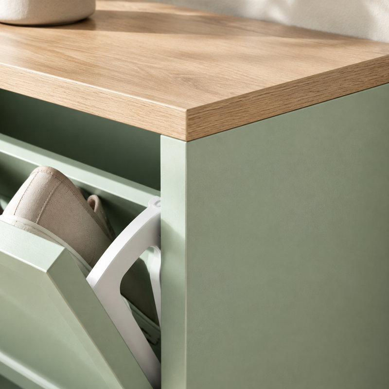 Meuble à chaussures moderne et élégant avec des tablettes ajustables