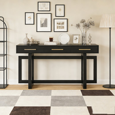 Console élégante avec trois tiroirs