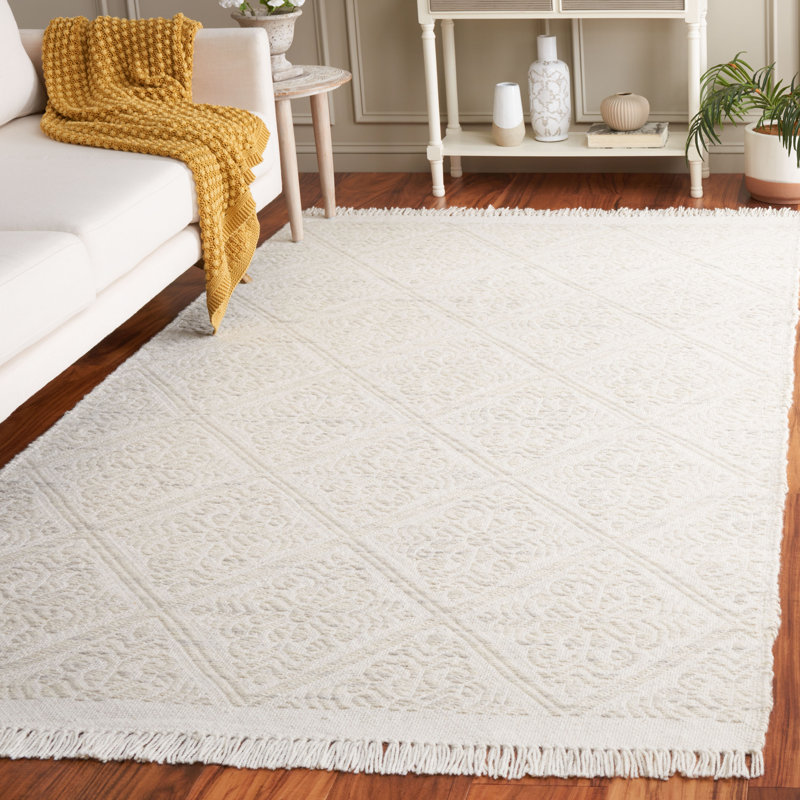 Kornelia Hand Woven Wool Geometric Rug, Rectangle 4' x 6'