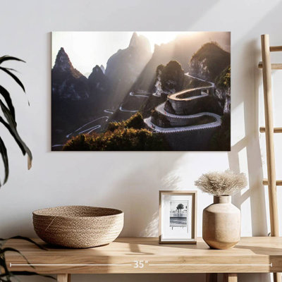 Alvord Tianmen Winding Road