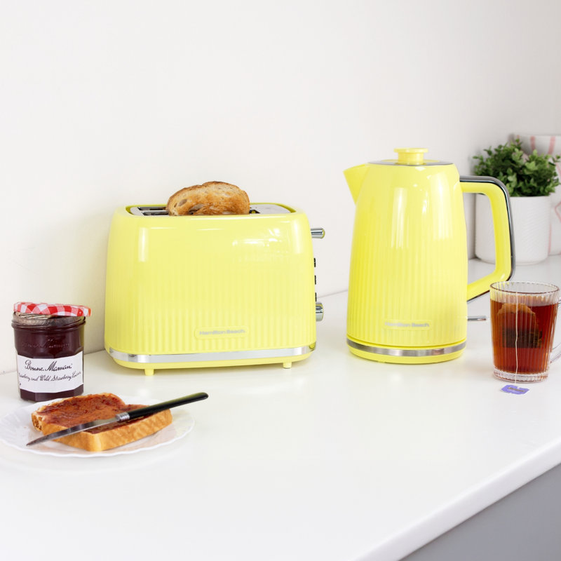 Hamilton Beach Miami 1.7L Kettle and 2 Slice Toaster Set, Yellow