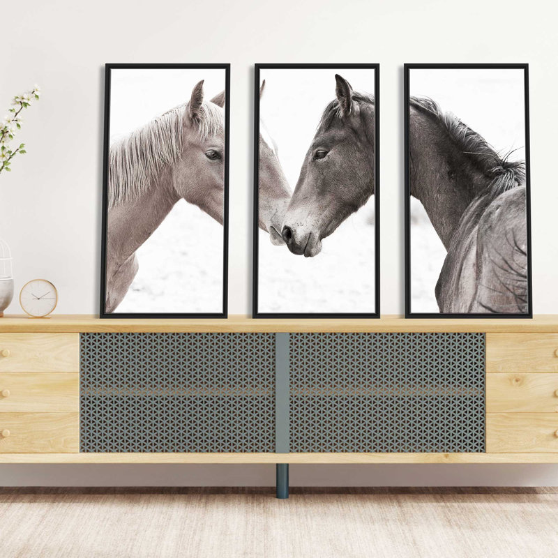 Gentle Herd, encadré sur toile, 3 pièces par Danita Delimont, H 33,5 po x l 52,5 po x P 2 po