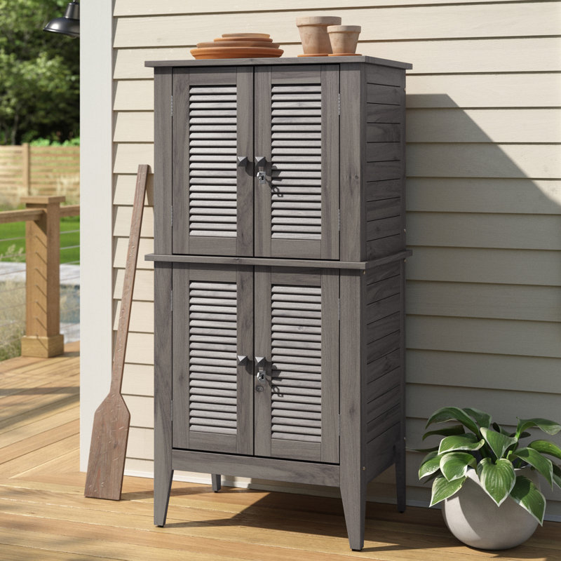 Armoire en bois massif Anjenette 195,05 gallons, Gris français