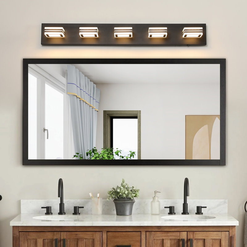Éclairage de meuble-lavabo moderne à DEL, H 4,7 po x l 33,5 po x P 4,3 po, Noir, 5 lumières