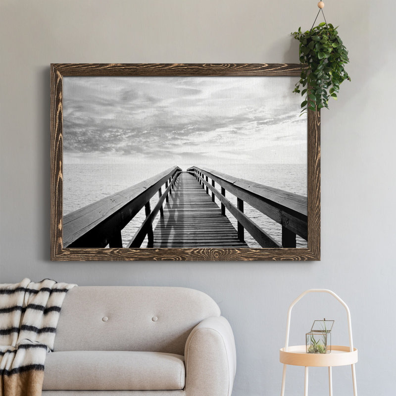 Pier Reflections - Photographie de cadre photo sur toile, H 37,5 po x l 27,5 po x P 1,5 po, Noyer