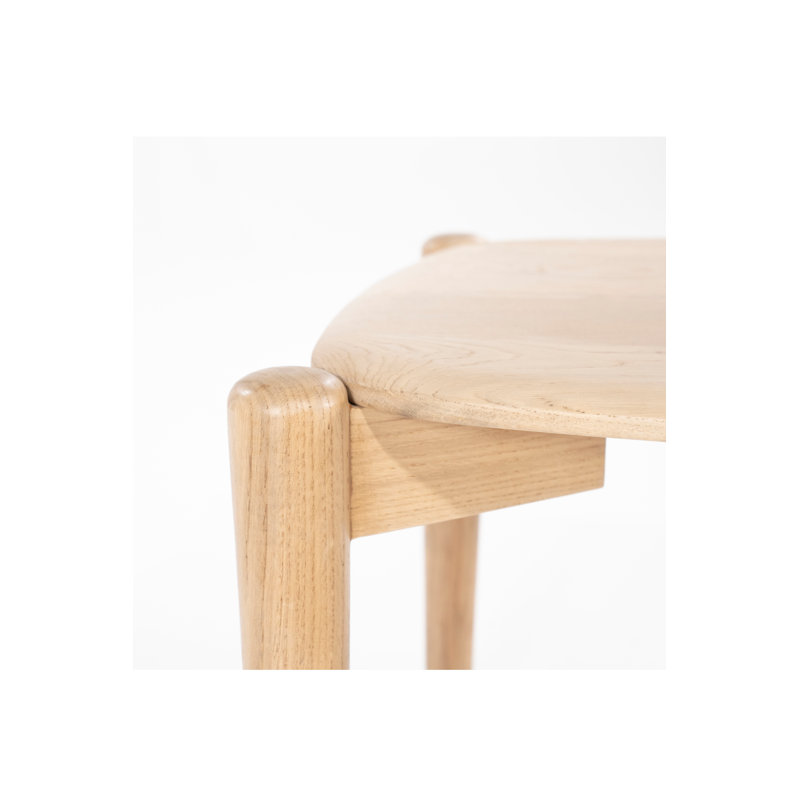 Table basse simple en bois massif, H 18 po x L 24 po x l 24 po 