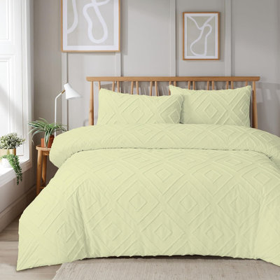 Polyester No Pattern Duvet Cover Set with Pillowcases Included