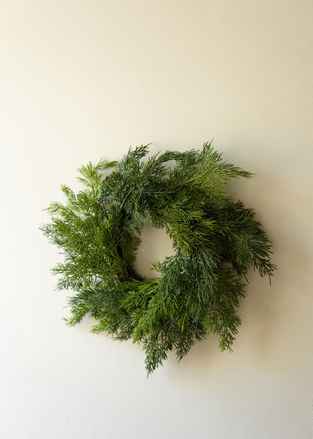 ARTIFICIAL CEDAR WREATH - 16"D