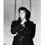 Elvis Presley riant lors d'une conférence de presse-78045384-78045383