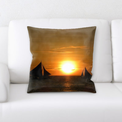 Coussin décoratif en bateau dans un coucher de soleil Natalia