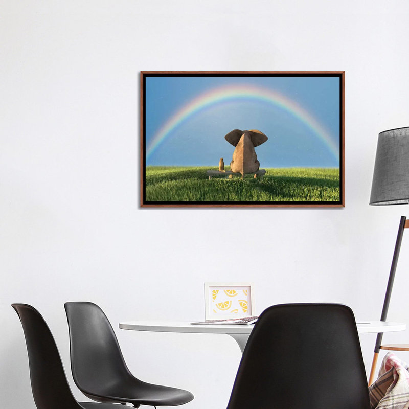 Éléphant et chien assis sous l'arc-en-ciel sur un champ d'herbe verte par Mike Kyiv - reproduction d'art, Pas de tapis