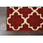 Tapis rouge à motif géométrique Hankinson Prague-24109263