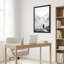 Art mural en toile noir et blanc sur le chemin de la brume-699343927