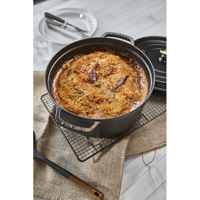 La Cocotte Cast Iron Round Cocotte, Black Matte, 7 quarts