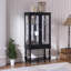 Vitrine lumineuse avec espace de rangement ouvert, pieds en bois massif et tablettes réglables, panneau arrière en miroir en acrylique, portes en verre trempé-921666085