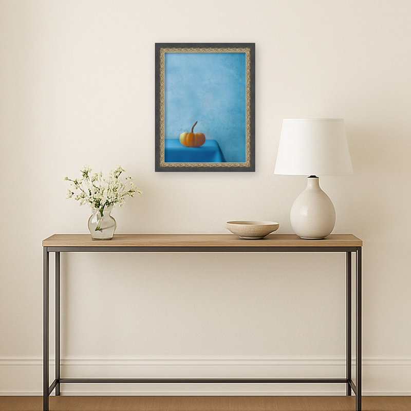 «Orange Pumpkin Blue Table» par Delphine Devos, reproduction d'art sur toile encadrée, 10 in. W x 13 in. H