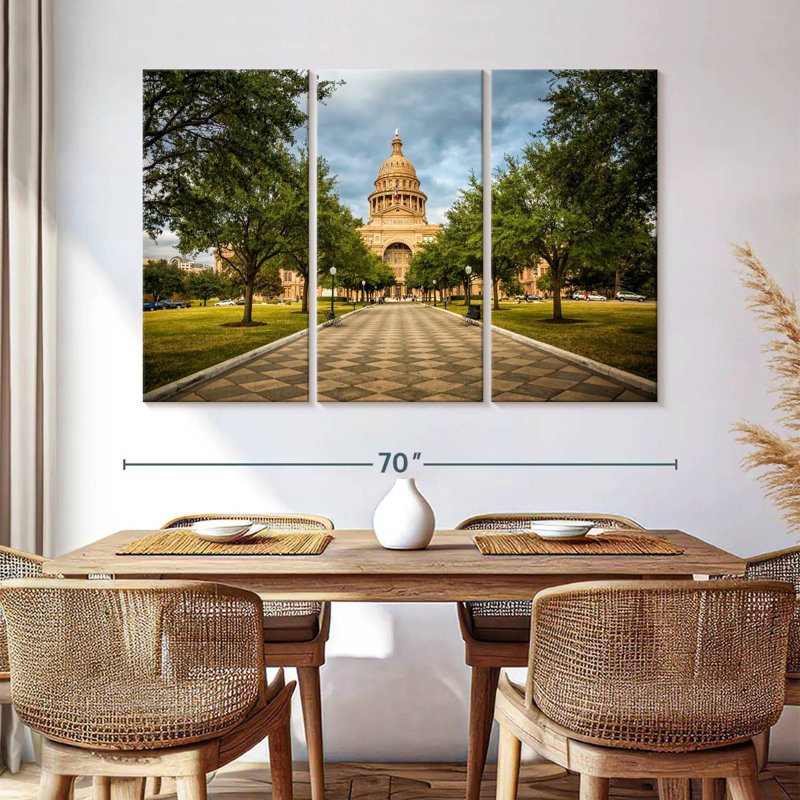 Nicci, Texas State Capitol, H 42 po x l 65 po