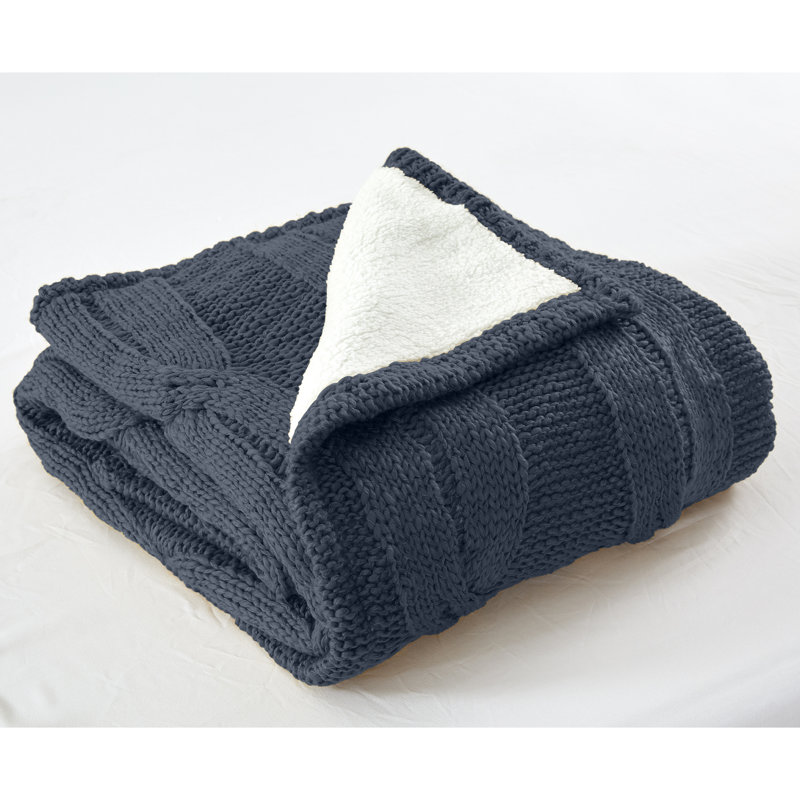 Edda Modern Throw, Denim