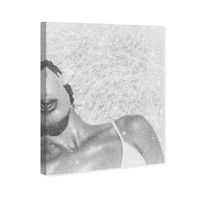 Solar Glisten Graphic Art Canvas