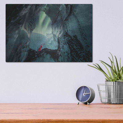 «Northern Lights Aurora Borealis Over Glacier Ice 2» par Luxe
