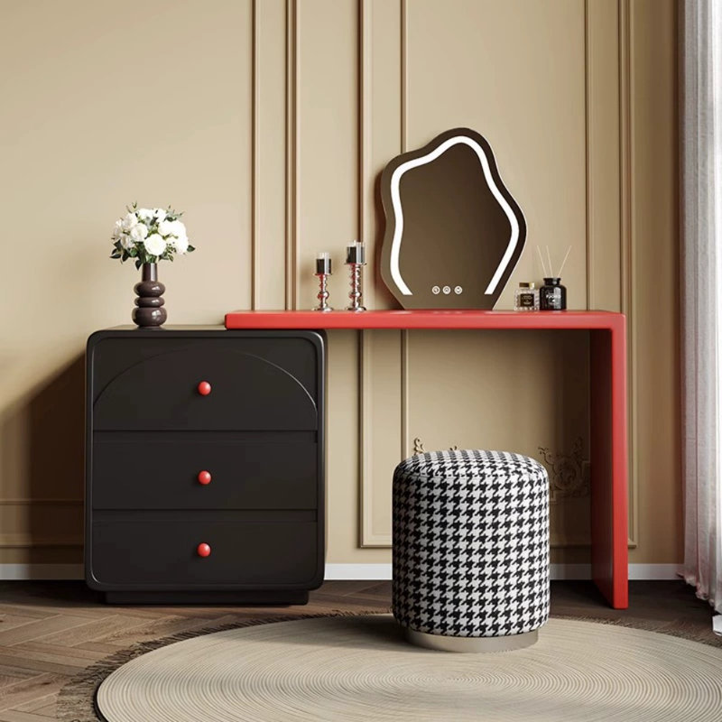 Frailey, Noir / Rouge