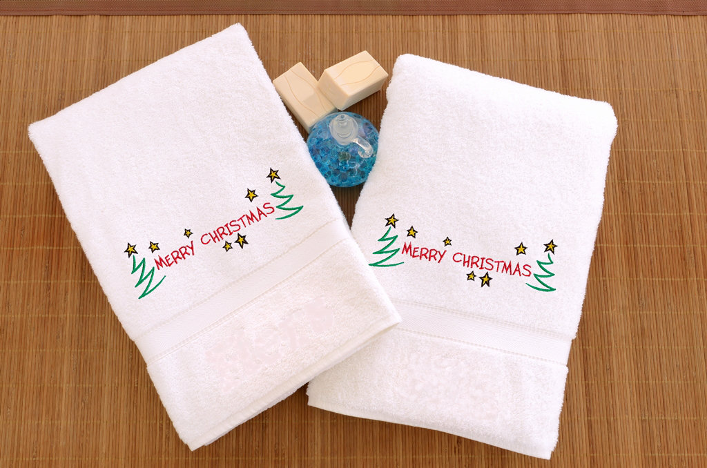 Terry Merry Christmas Turkish Cotton Hand Towel (Set of 2) Linum Home Textiles