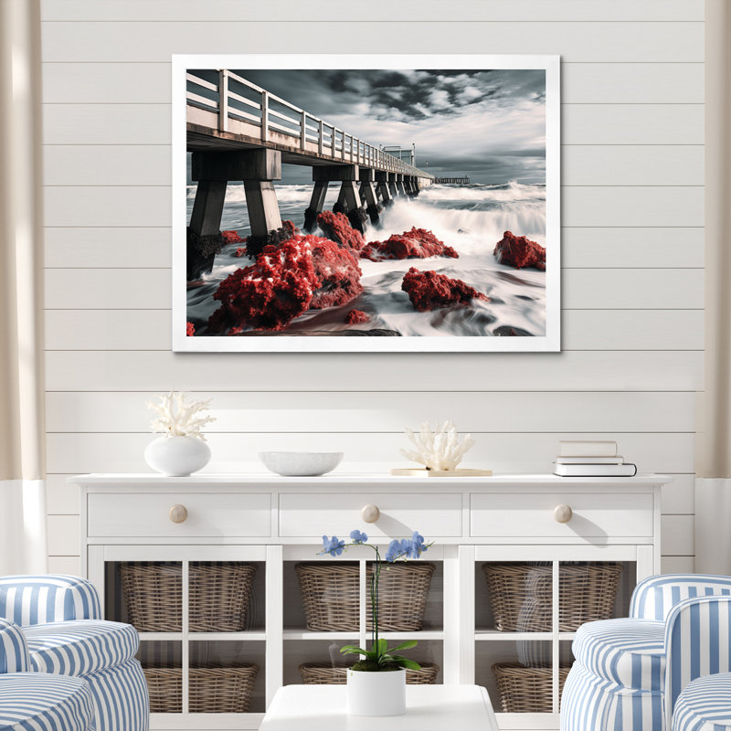 Pier Whispering Waves I sur impression sur toile, H 30 po x l 40 po x P 1,5 po, Cadre simple blanc