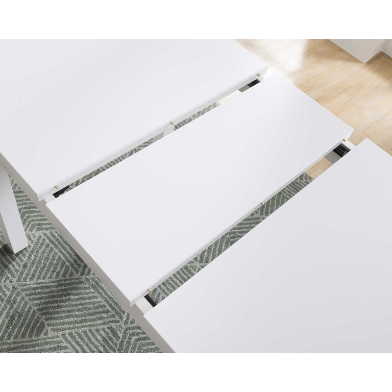 Corey-Jaidan Extendable Dining Table, White
