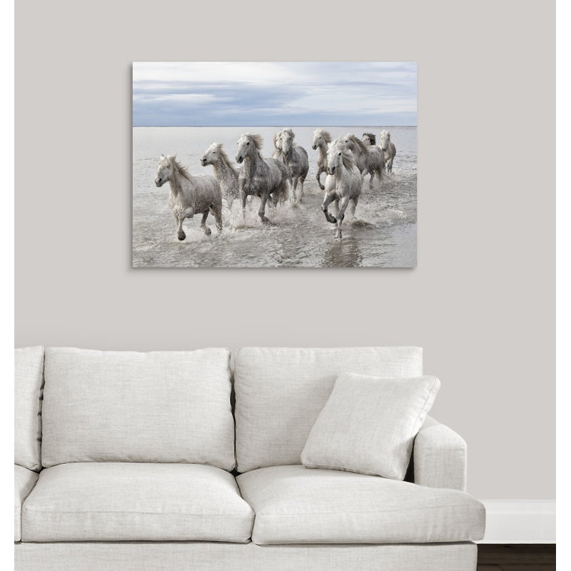 « run on the water », reproduction de photo sur toile, H 22 po x l 30 po x P 1,5 po