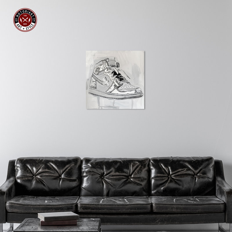 «Metallic Sneaker», impression d'art moderne par Notoriart, H 13 po x l 13 po, Toile tendue