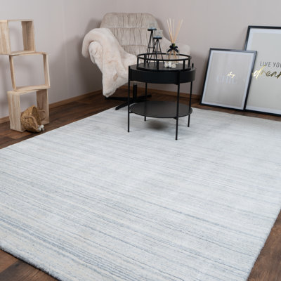 Anaja Abstract Handmade Area Rug