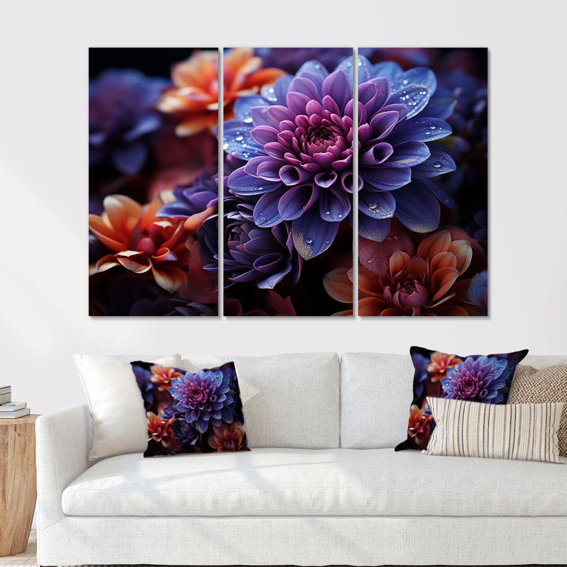 «Mums Nocturnal Elegance Midnight Indigo I», ensemble d'art sur toile Mums, H 28 po x l 36 po x P 1 po, Toile tendue