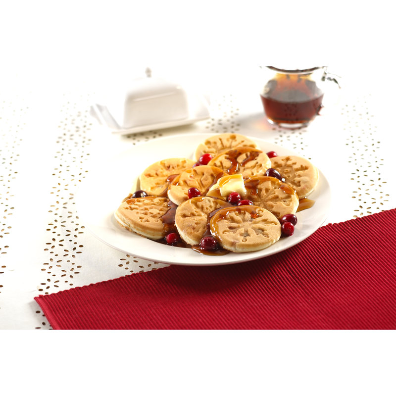 Nordic Ware Breakfast Cookware 17.5" Non-Stick Falling Snowflake Pancake Pan