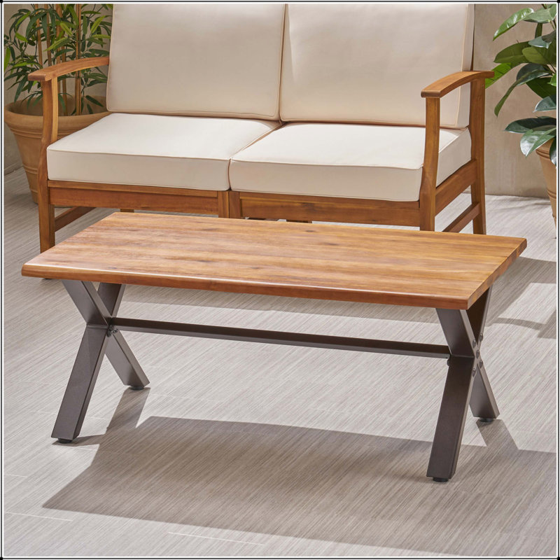 Table basse d'extérieur en bois d'acacia