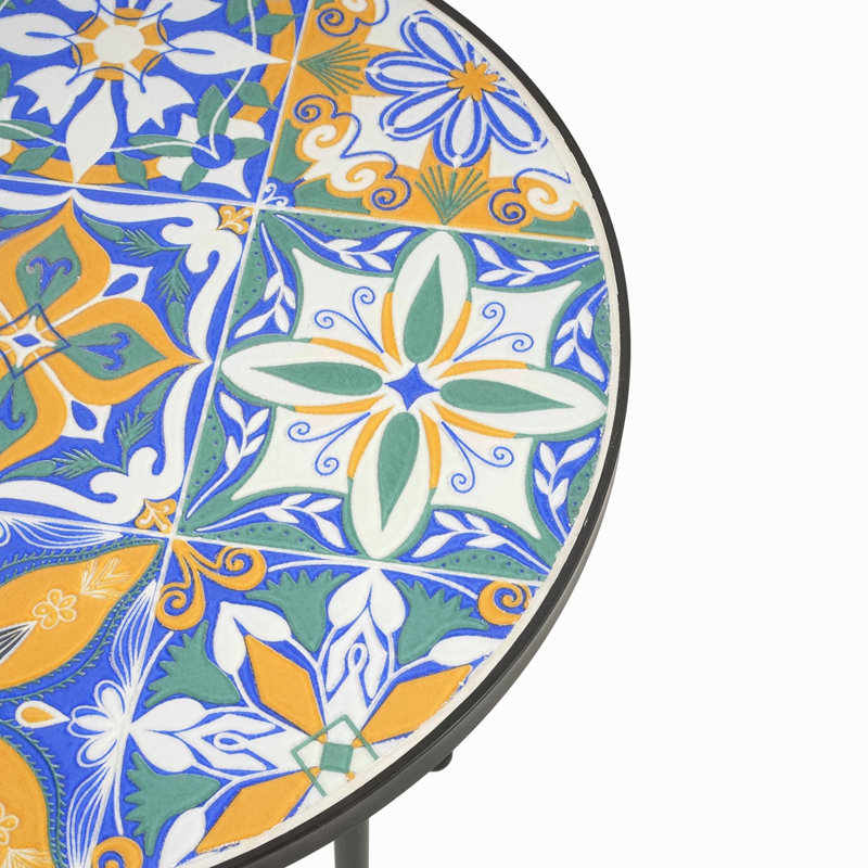 Table d'appoint de patio avec tablette