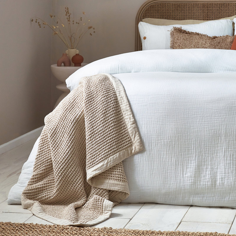 Mukadas Cotton Solid Colour Duvet Cover Set with Pillowcases, Super King - 2 Standard Pillowcases, White