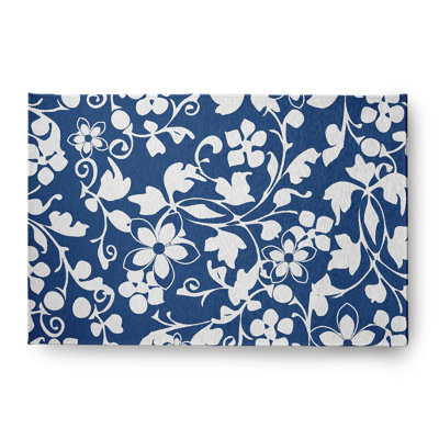 Ingunn Chenille Floral Indoor Rug