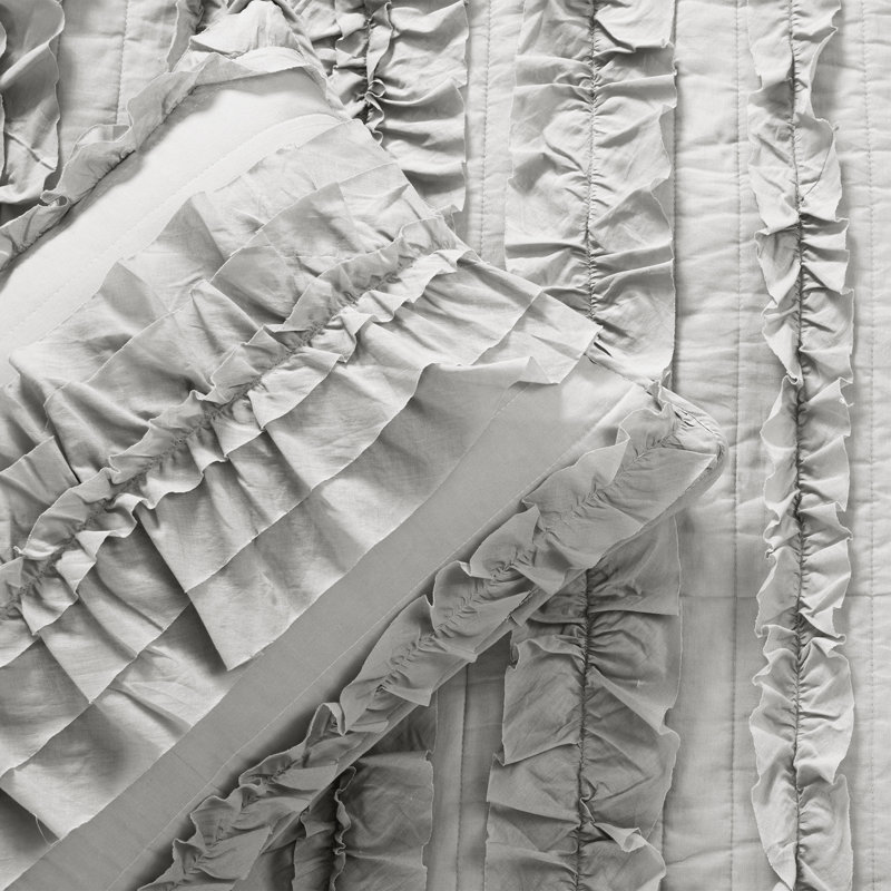 Ensemble de courtepointe Lush Decor Belle Ruffle, Courtepointe double / grand et 2 taies décorative, Gris clair