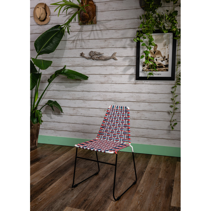 Chaise d'appoint en métal rouge 