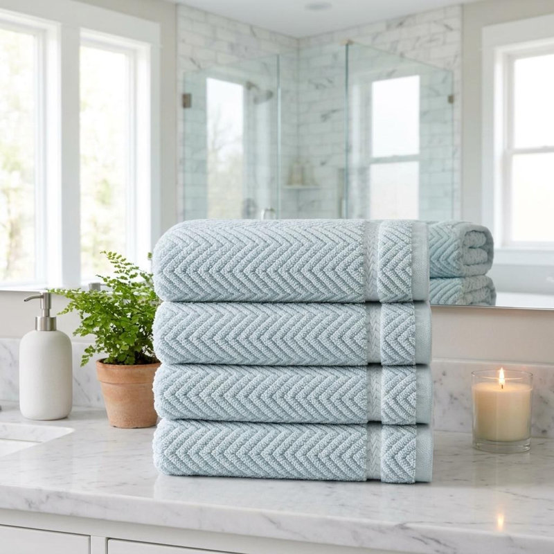 Ensemble de quatre serviettes de toilette en coton turc à chevrons aqua, 40 x 75 cm