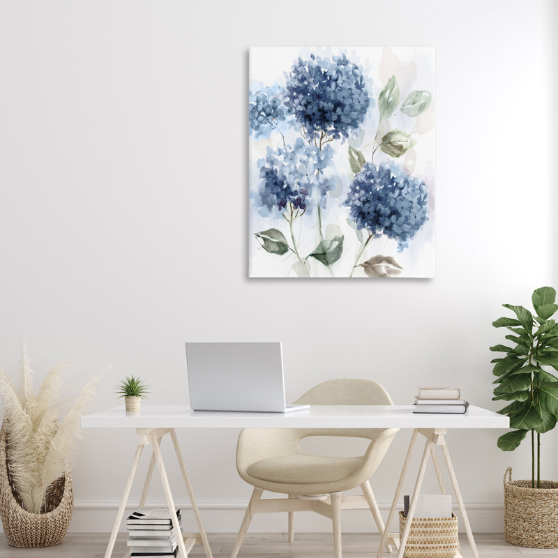 Toile Blue Hydrangea Breeze, design par Nan, H 40 po x l 30 po