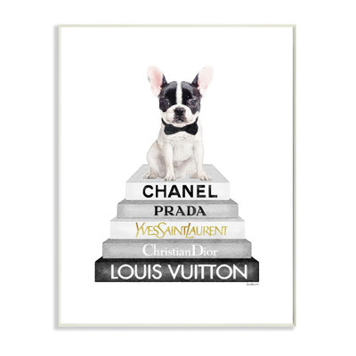 Mignon chiot bouledogue français assis sur une bibliothèque Glam par Amanda Greenwood - impression d'art graphique