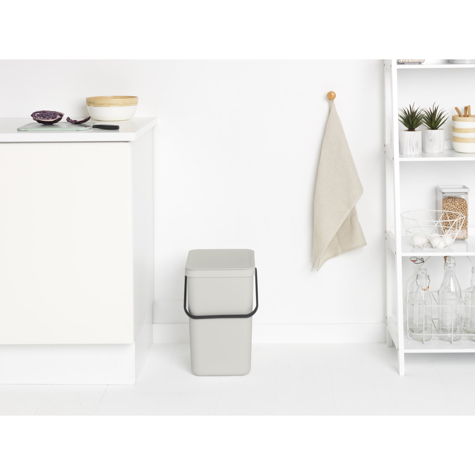 Brabantia Sort & Go Plastic Recycling Bin, 6.6 Gallon, Light Gray