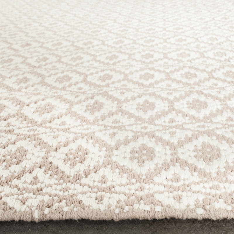 Alieu Ikat Hand-Woven Flatweave Cotton Ivory/Beige Area Rug, Rectangle 6' x 9'